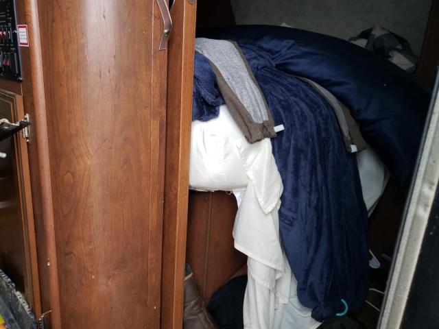 4YDT24025FT414945 - 2015 KEYSTONE PASSPORT WHITE photo 5