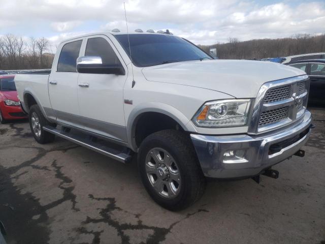 3C6UR5FJ1FG530302 - 2015 RAM 2500 LARAMIE WHITE photo 4