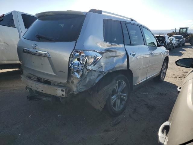 5TDDK3EHXBS072870 - 2011 TOYOTA HIGHLANDER LIMITED SILVER photo 3