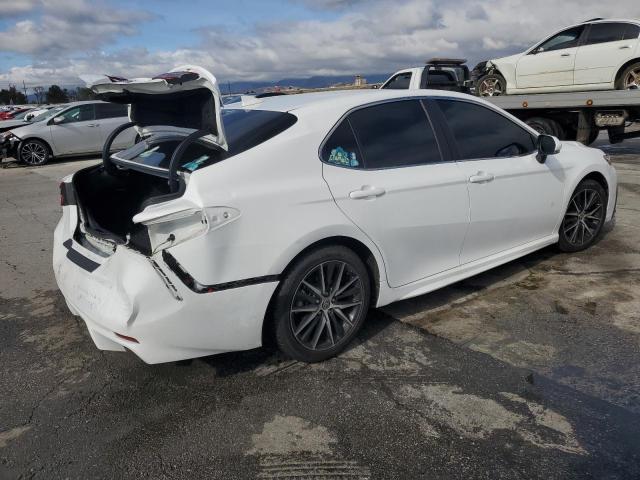 4T1S31AKXPU605955 - 2023 TOYOTA CAMRY SE NIGHT SHADE WHITE photo 3