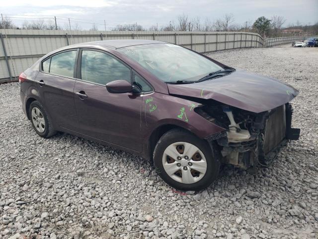 3KPFK4A77JE165477 - 2018 KIA FORTE LX MAROON photo 4