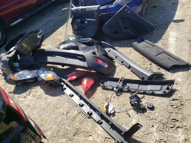 MAJ3S2GE5MC403177 - 2021 FORD ECOSPORT SE BLACK photo 13