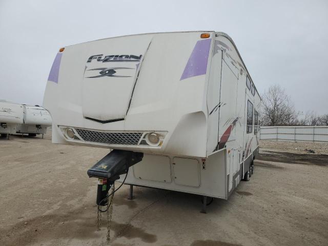 4YDF393298F810445 - 2008 KEYSTONE TRAILER TWO TONE photo 2