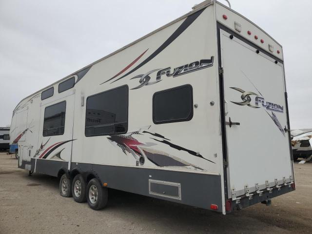 4YDF393298F810445 - 2008 KEYSTONE TRAILER TWO TONE photo 3