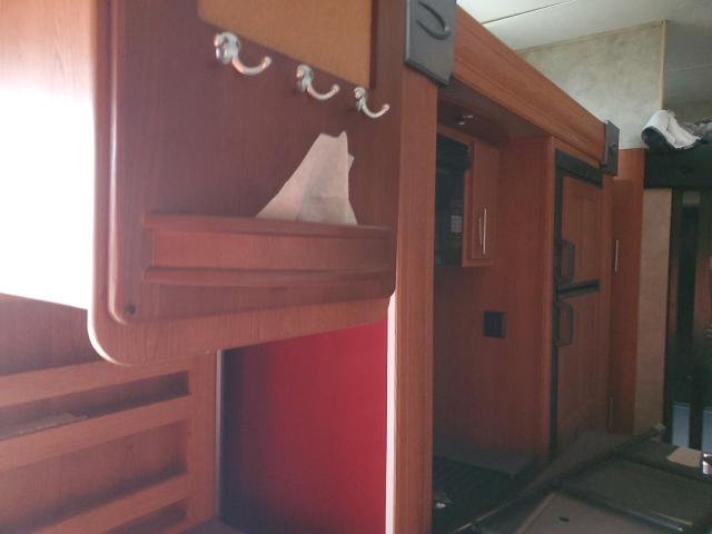 4YDF393298F810445 - 2008 KEYSTONE TRAILER TWO TONE photo 9