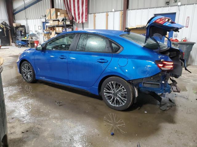 3KPF54AD9PE684858 - 2023 KIA FORTE GT LINE BLUE photo 2