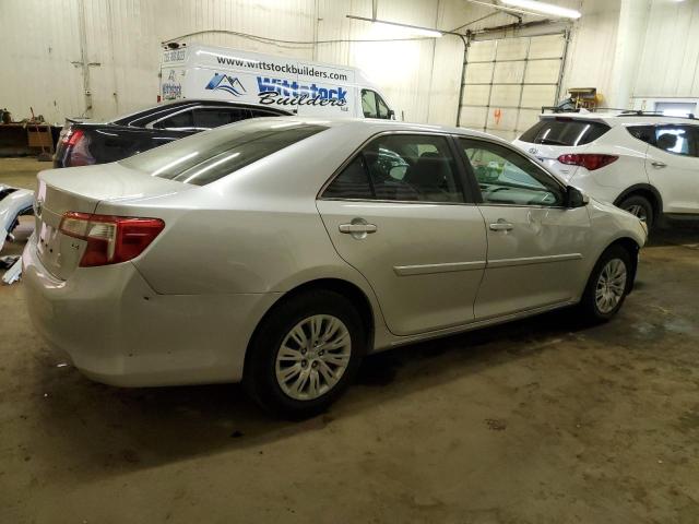 4T4BF1FK4ER432145 - 2014 TOYOTA CAMRY L SILVER photo 3
