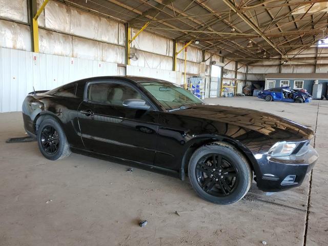 1ZVBP8AN3A5152787 - 2010 FORD MUSTANG BLACK photo 4