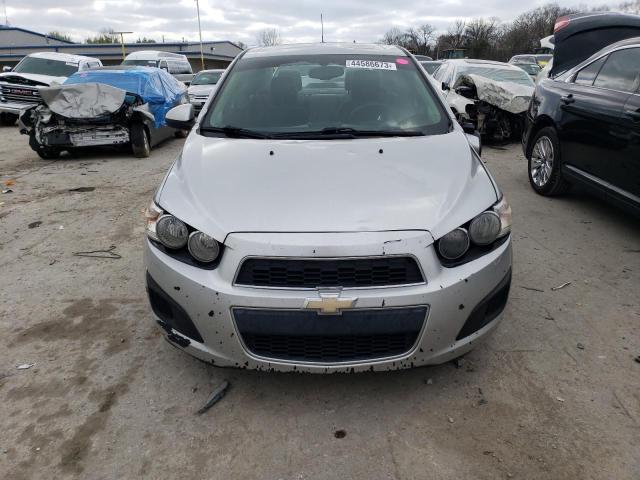 1G1JA5SH8G4169390 - 2016 CHEVROLET SONIC LS 银色 照片 5