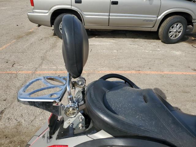 5VPSW36NXD3024565 - 2013 VICTORY MOTORCYCLES VISION TOUR Gümüş foto 6