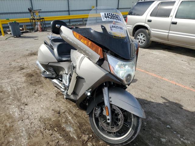 5VPSW36NXD3024565 - 2013 VICTORY MOTORCYCLES VISION TOUR Gümüş foto 9