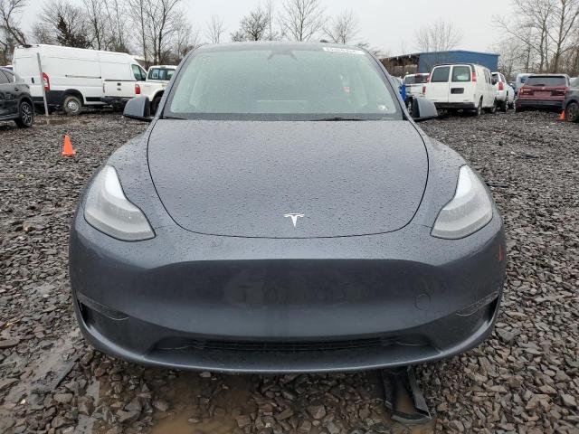 7SAYGAEE1PF940363 - 2023 TESLA MODEL Y CHARCOAL photo 5