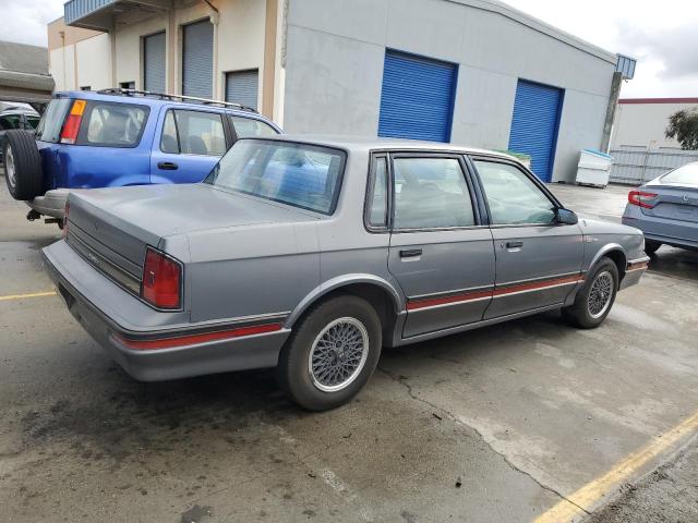 2G3AJ5133J2335499 - 1988 OLDSMOBILE CUTLASS CI GRAY photo 3