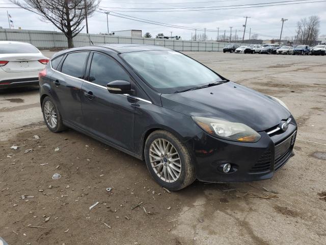 1FADP3N22EL141740 - 2014 FORD FOCUS TITANIUM BLACK photo 4