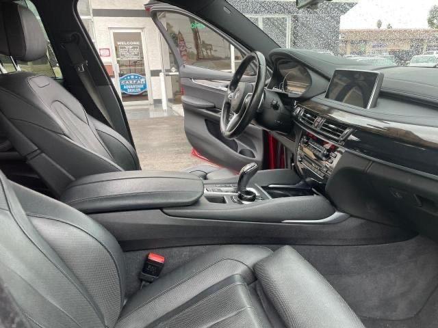 5UXKU6C5EKLP60611 - 2019 BMW X6 XDRIVE50I RED photo 5
