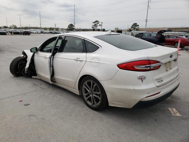 3FA6P0CDXKR224437 - 2019 FORD FUSION SEL WHITE photo 2