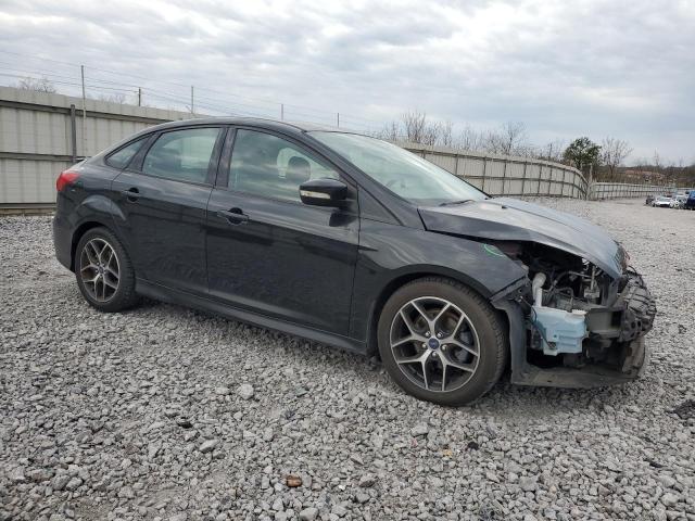 1FADP3F2XFL378752 - 2015 FORD FOCUS SE BLACK photo 4