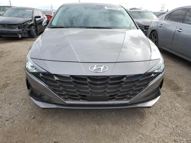 KMHLP4AG2PU429358 - 2023 HYUNDAI ELANTRA LIMITED GRAY photo 5