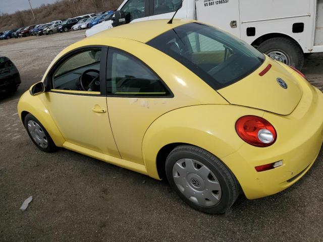 3VWPG3AG5AM010106 - 2010 VOLKSWAGEN NEW BEETLE YELLOW photo 2