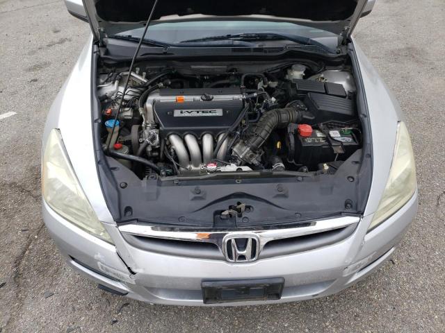 1HGCM56336A153220 - 2006 HONDA ACCORD SE SILVER photo 11