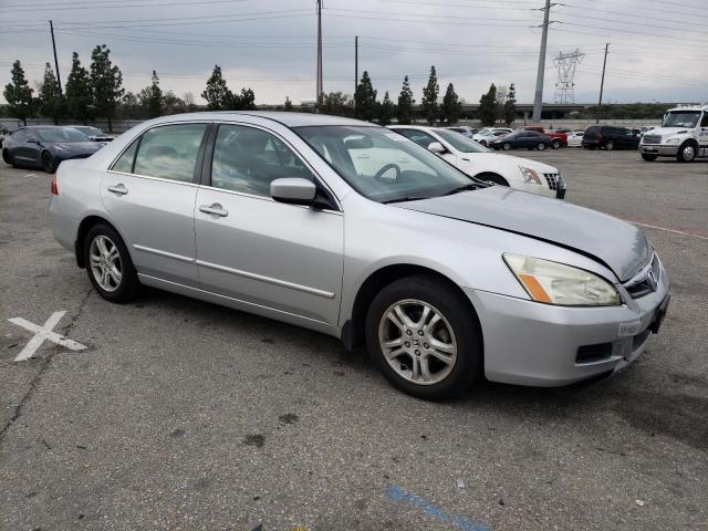 1HGCM56336A153220 - 2006 HONDA ACCORD SE SILVER photo 4