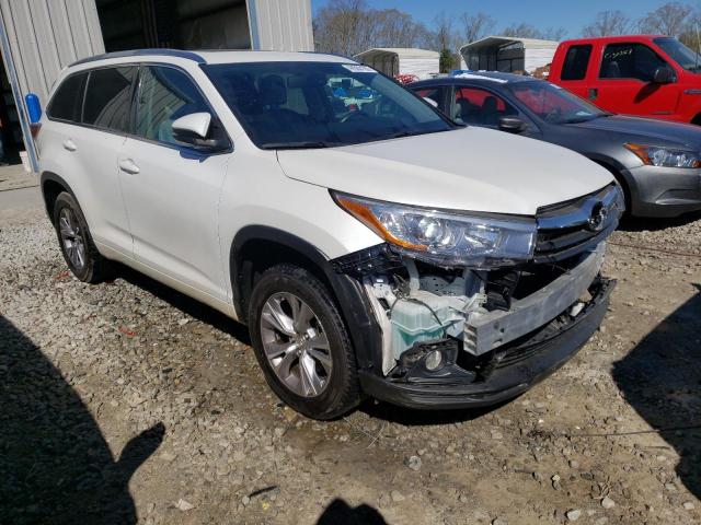 5TDKKRFH0FS086338 - 2015 TOYOTA HIGHLANDER XLE WHITE photo 4