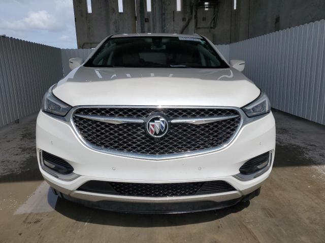 5GAERDKW7KJ133051 - 2019 BUICK ENCLAVE AVENIR WHITE photo 5