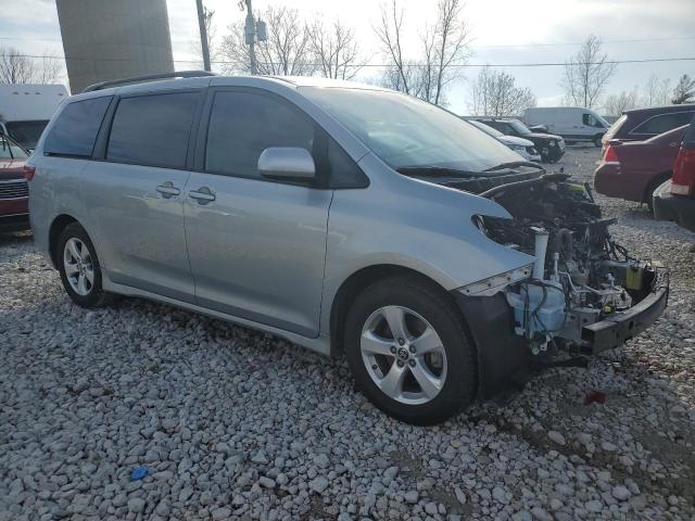 5TDKZ3DCXLS057666 - 2020 TOYOTA SIENNA LE SILVER photo 4