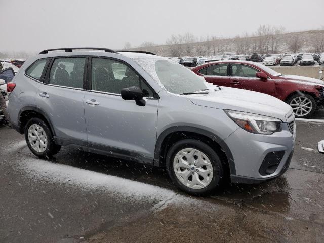 JF2SKADC2LH570909 - 2020 SUBARU FORESTER SILVER photo 4