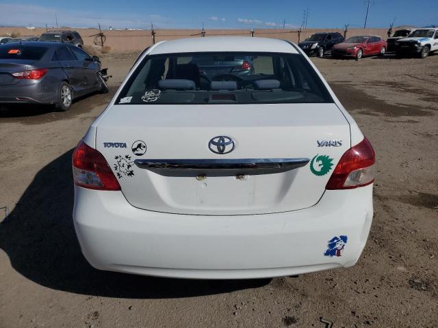 JTDBT923484033681 - 2008 TOYOTA YARIS WHITE photo 6