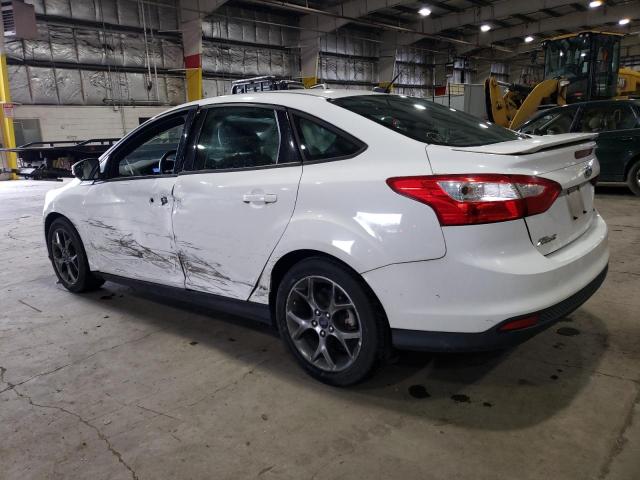 1FADP3F2XDL265686 - 2013 FORD FOCUS SE WHITE photo 2