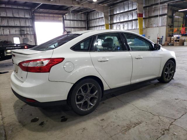 1FADP3F2XDL265686 - 2013 FORD FOCUS SE WHITE photo 3