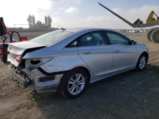 5NPEB4AC5DH716062 - 2013 HYUNDAI SONATA GLS SILVER photo 3