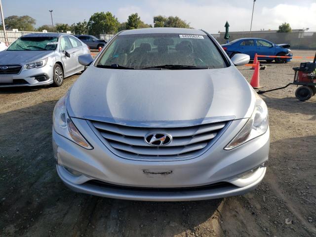 5NPEB4AC5DH716062 - 2013 HYUNDAI SONATA GLS SILVER photo 5