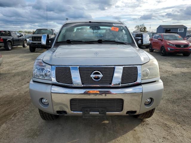 1N6AA07B64N535817 - 2004 NISSAN TITAN XE SILVER photo 5