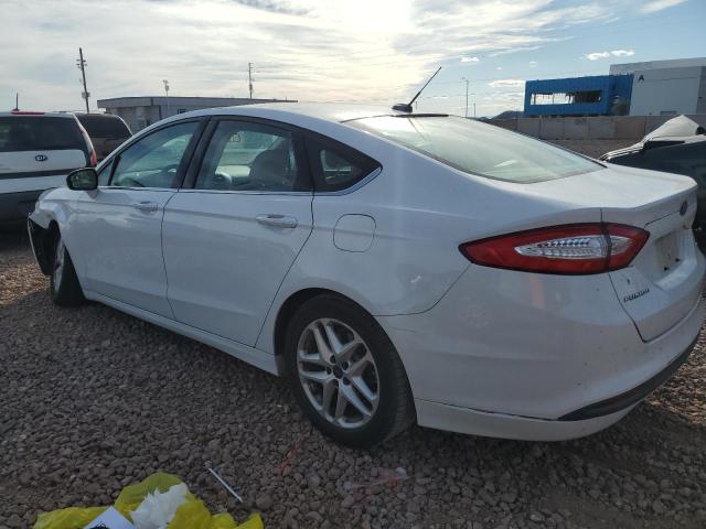 3FA6P0H7XDR288807 - 2013 FORD FUSION SE WHITE photo 2