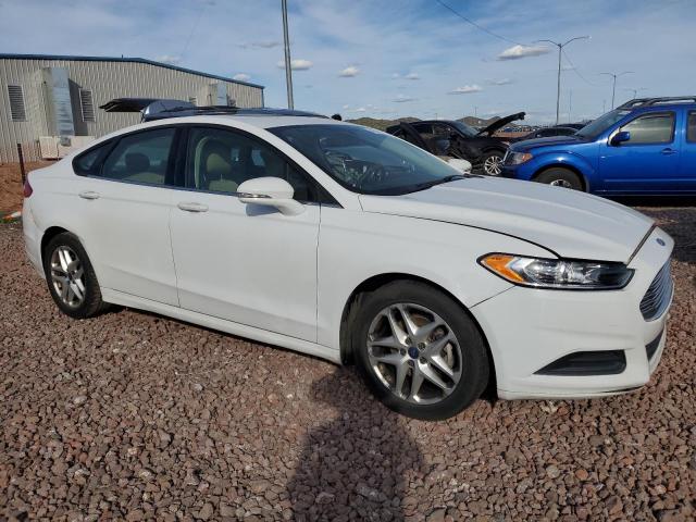 3FA6P0H7XDR288807 - 2013 FORD FUSION SE WHITE photo 4