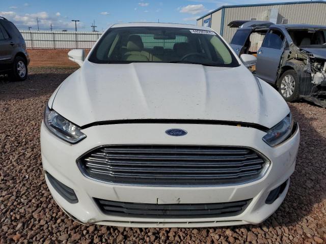 3FA6P0H7XDR288807 - 2013 FORD FUSION SE WHITE photo 5