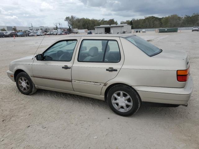 3VWSB81H2WM116681 - 1998 VOLKSWAGEN JETTA GLS TAN photo 2