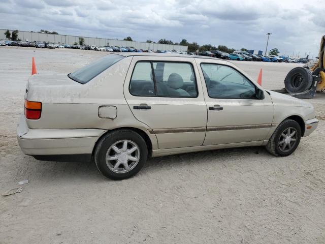 3VWSB81H2WM116681 - 1998 VOLKSWAGEN JETTA GLS TAN photo 3