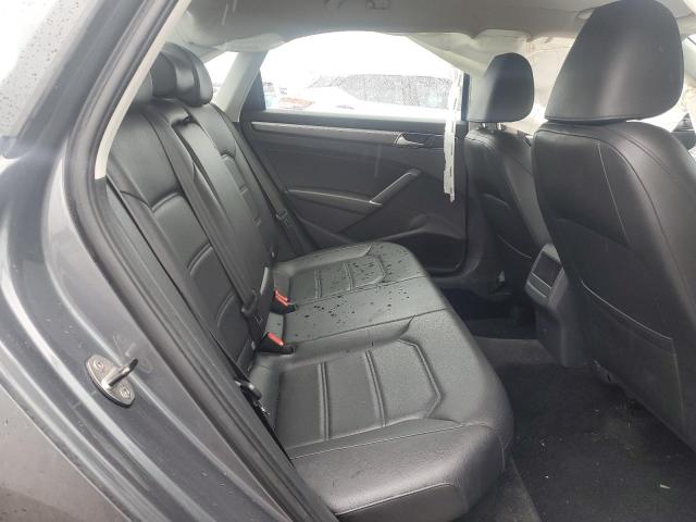 1VWDT7A36HC075917 - 2017 VOLKSWAGEN PASSAT R-LINE Grau Foto 10