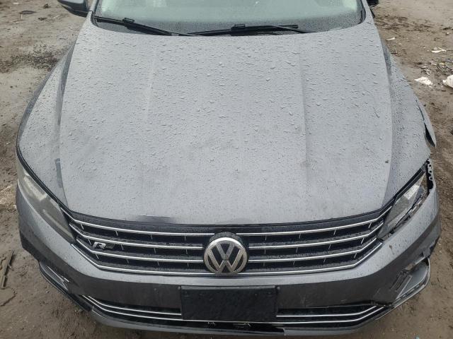 1VWDT7A36HC075917 - 2017 VOLKSWAGEN PASSAT R-LINE Grau Foto 11