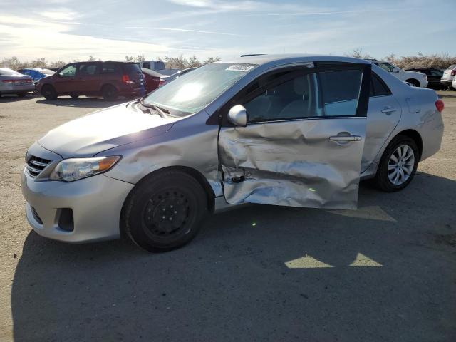 2T1BU4EE8DC113683 - 2013 TOYOTA COROLLA BASE SILVER photo 1