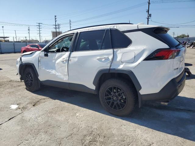 2T3P1RFV8KW034060 - 2019 TOYOTA RAV4 XLE WHITE photo 2