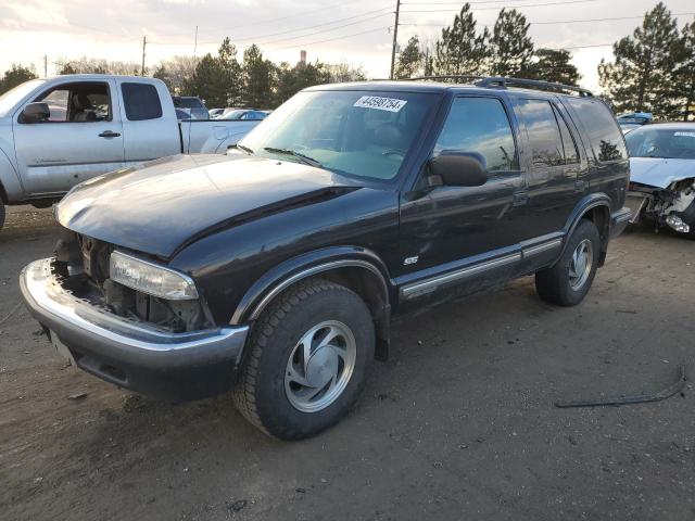 1GNDT13W0W2262250 - 1998 CHEVROLET BLAZER BLACK photo 1