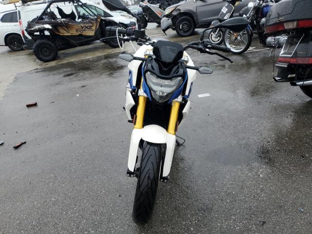 WB30G4305MRA06867 - 2021 BMW G310 R WHITE photo 2