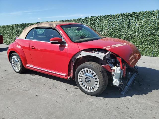 3VW5X7AT0DM825880 - 2013 VOLKSWAGEN BEETLE RED photo 4