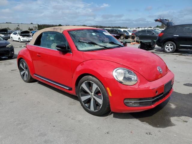 3VW7A7AT3DM801051 - 2013 VOLKSWAGEN BEETLE TURBO RED photo 4