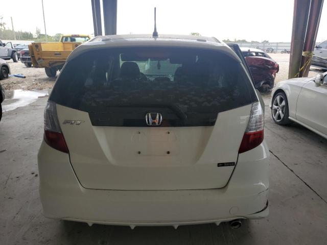 JHMGE8H56DC008766 - 2013 HONDA FIT SPORT WHITE photo 6