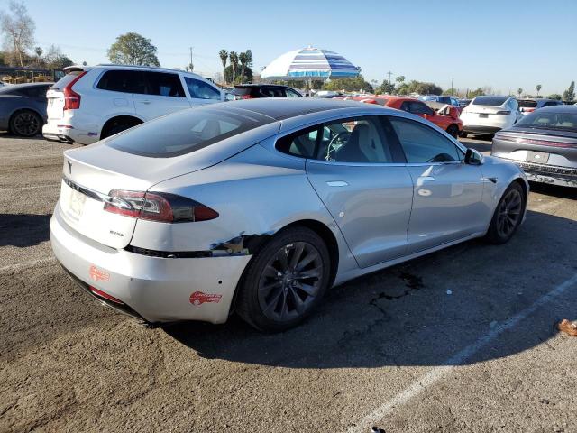 5YJSA1E2XJF269275 - 2018 TESLA MODEL S SILVER photo 3